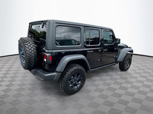 Used 2023 Jeep Wrangler Unlimited w/ Cold Weather Group AWD/4WD image 6
