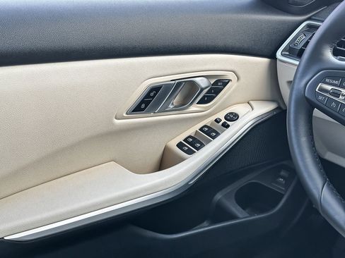 Certified 2023 BMW 330i Sedan w/ Premium Package image 22
