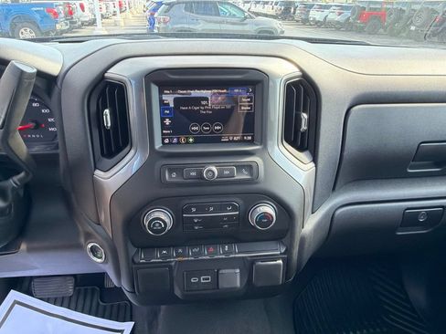 Used 2025 Chevrolet Silverado 1500 Custom AWD/4WD image 23