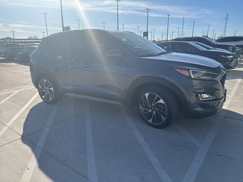 Used 2019 Hyundai Tucson Sport image 2
