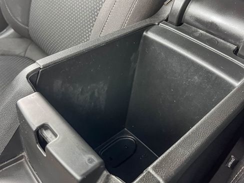 Used 2020 GMC Acadia SLE image 50