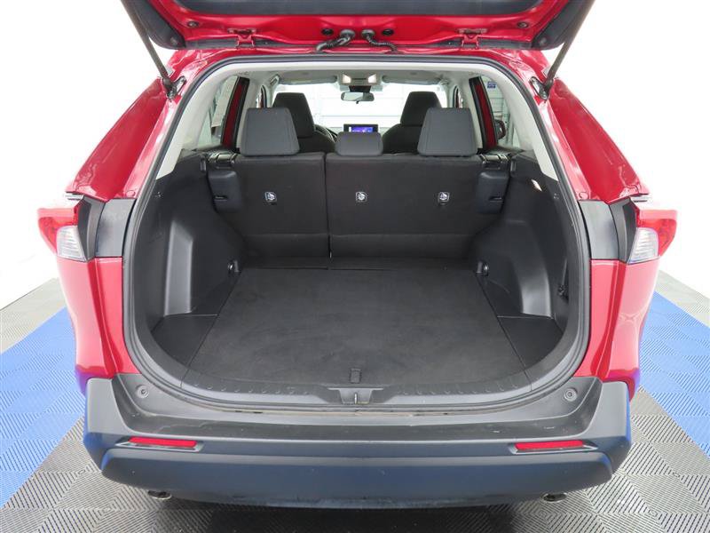 Used 2025 Toyota RAV4 LE FWD image 8