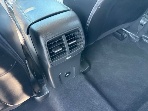 Used 2024 Ford Escape SE FWD image 14