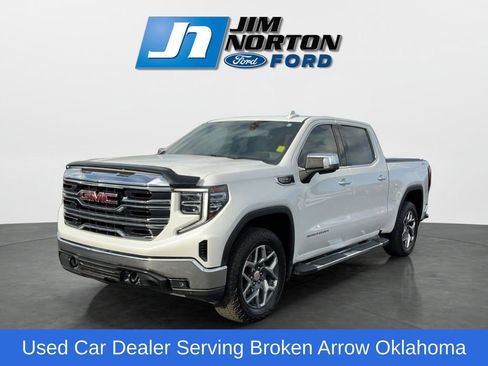 Used 2022 GMC Sierra 1500 SLT w/ SLT Convenience Package image 8