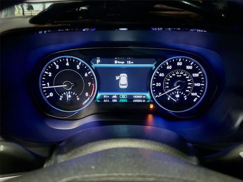 Used 2022 Hyundai Palisade SEL w/ Premium Package FWD image 4