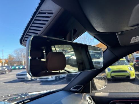 Used 2023 Mercedes-Benz GLB 35 AMG 4MATIC image 43