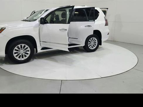 Used 2019 Lexus GX 460 Premium image 34