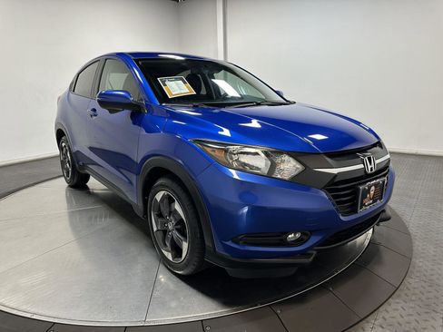 Used 2018 Honda HR-V EX image 2