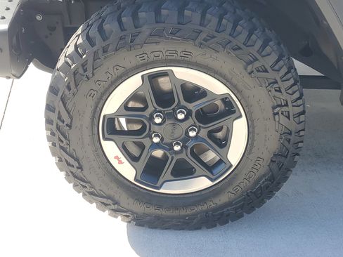 Used 2019 Jeep Wrangler Unlimited Rubicon image 6