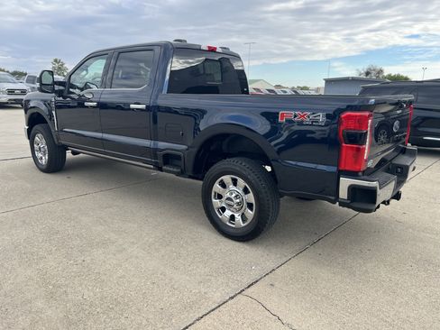 Used 2024 Ford F250 Lariat w/ Chrome Package image 11