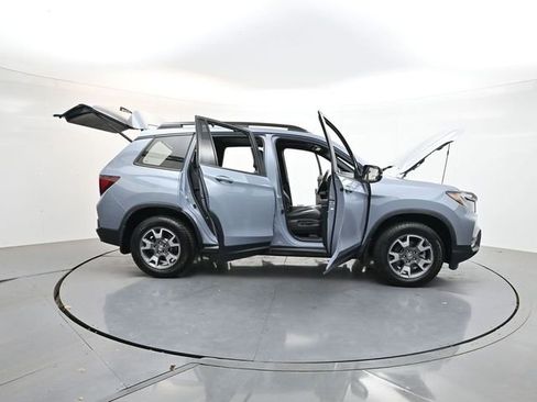 Used 2022 Honda Passport TrailSport image 41