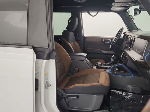 Used 2022 Ford Bronco Outer Banks image 28