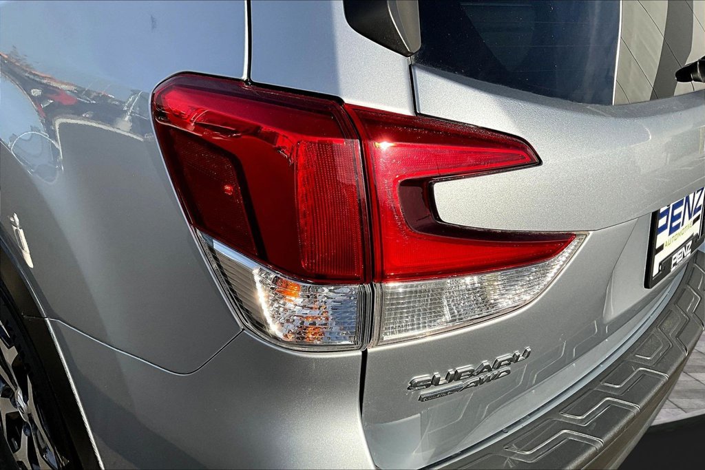Used 2019 Subaru Forester Premium AWD/4WD image 23
