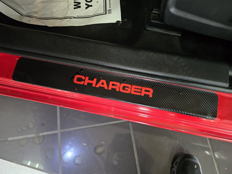Used 2018 Dodge Charger R/T RWD image 20
