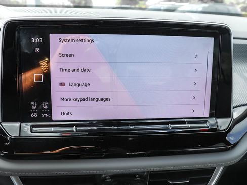 New 2026 Volkswagen Atlas Cross Sport SEL R-Line image 28