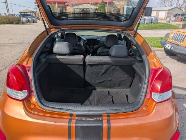 Used 2014 Hyundai Veloster Turbo FWD image 16