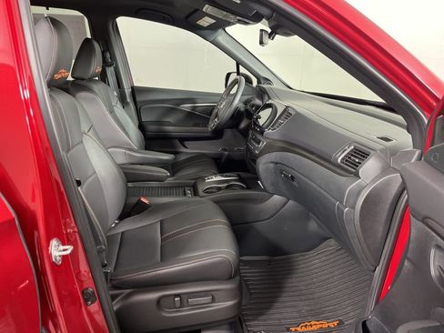 Certified 2023 Honda Passport TrailSport image 7