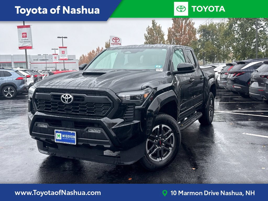 Used 2024 Toyota Tacoma TRD Sport w/ TRD Sport Upgrade Package AWD/4WD image 1