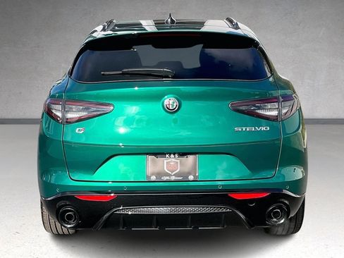 New 2025 Alfa Romeo Stelvio Sprint image 4