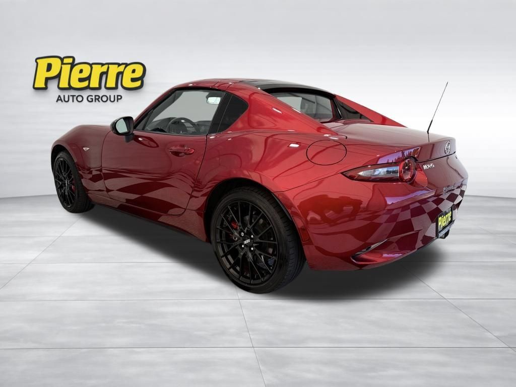 Used 2022 MAZDA MX-5 Miata Club RWD image 2