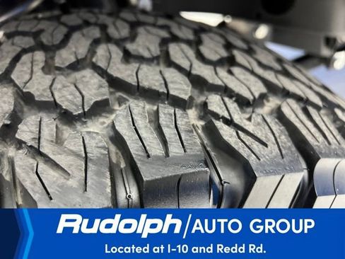 Used 2019 Jeep Wrangler Unlimited Sahara AWD/4WD image 36