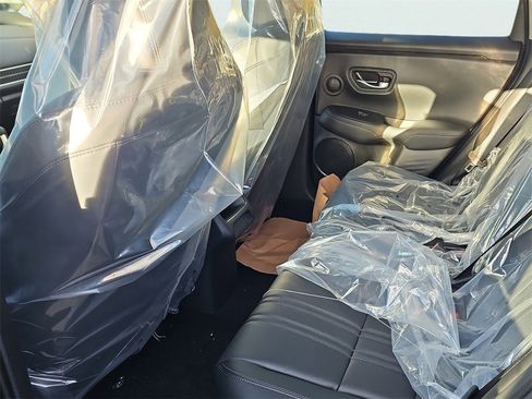 New 2026 Honda HR-V EX-L image 19