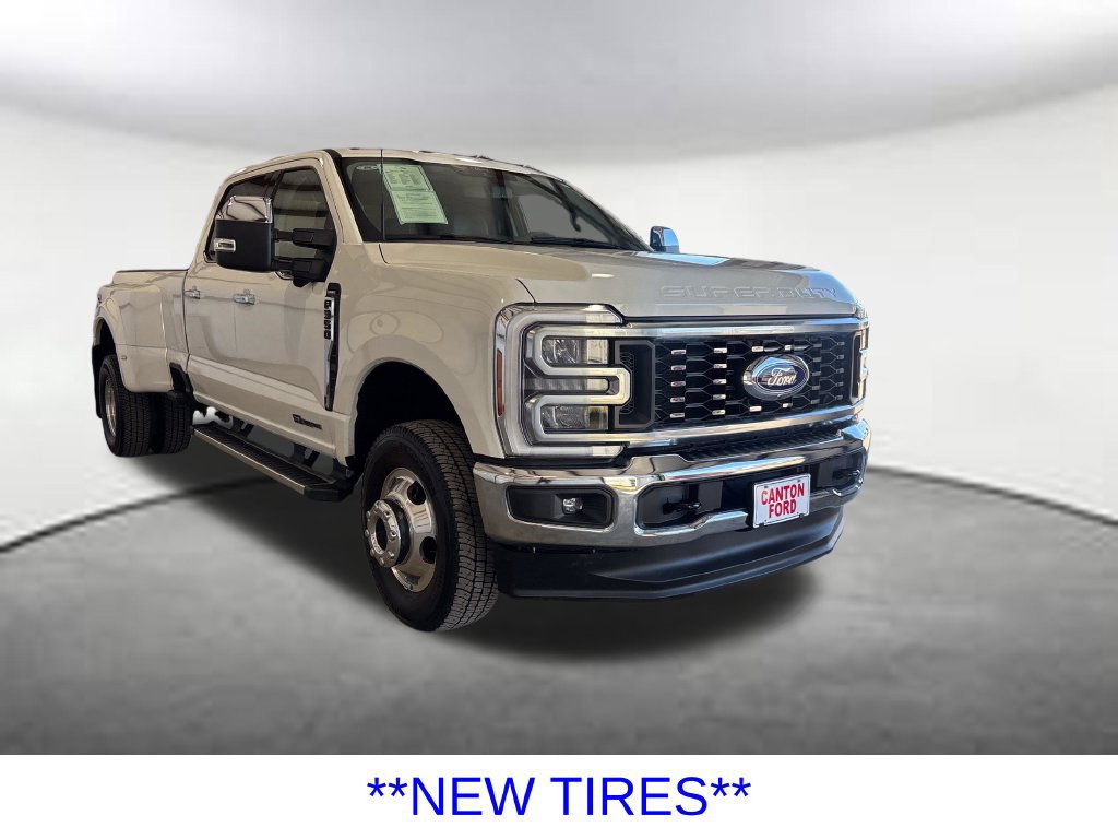 Used 2026 Ford F350 Lariat w/ Chrome Package AWD/4WD image 9