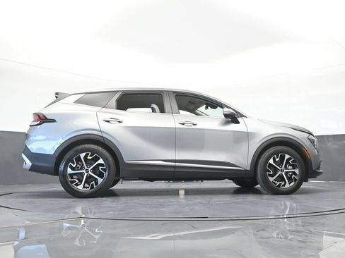 Used 2024 Kia Sportage EX FWD image 60