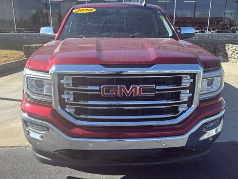 Used 2018 GMC Sierra 1500 SLT w/ SLT Premium Package image 2