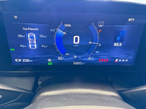 Used 2024 Chevrolet Blazer EV LT AWD/4WD image 19