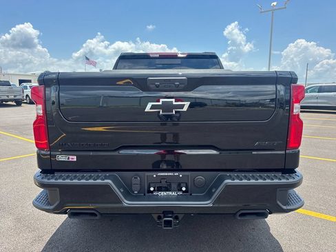 New 2026 Chevrolet Silverado 1500 RST w/ Dark Appearance Package AWD/4WD image 5