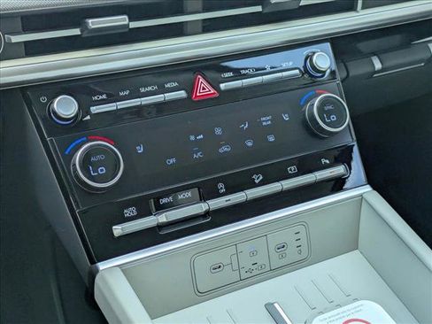 New 2026 Hyundai Santa Fe SEL w/ Tow & Go Package FWD image 15