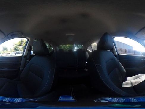 Used 2025 Nissan Altima 2.5 SV FWD image 42