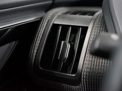 Certified 2024 Toyota bZ4X FWD image 22