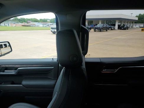 New 2026 GMC Sierra 1500 SLT w/ SLT Premium Plus Package image 12