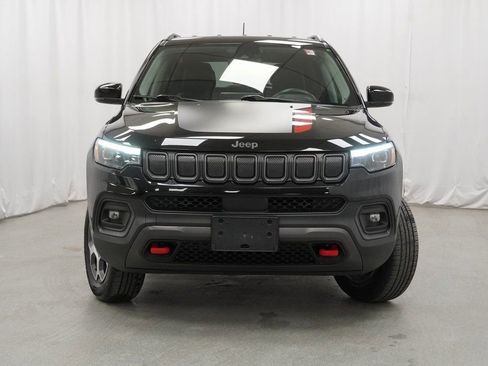 Certified 2022 Jeep Compass Trailhawk w/ Trailhawk Elite Group image 9