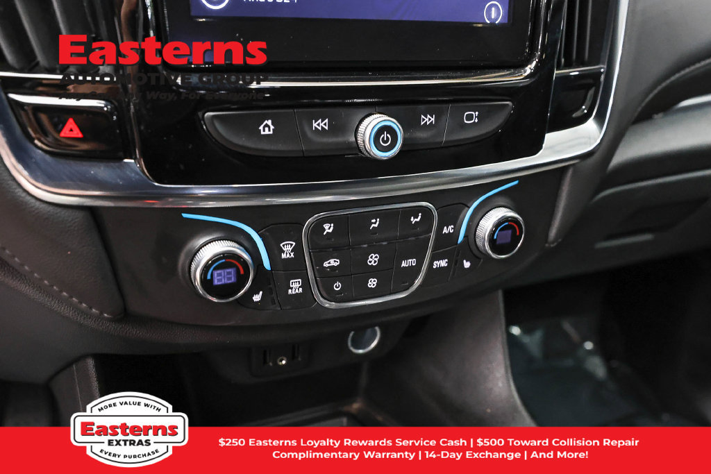 Used 2023 Chevrolet Traverse LT FWD image 21