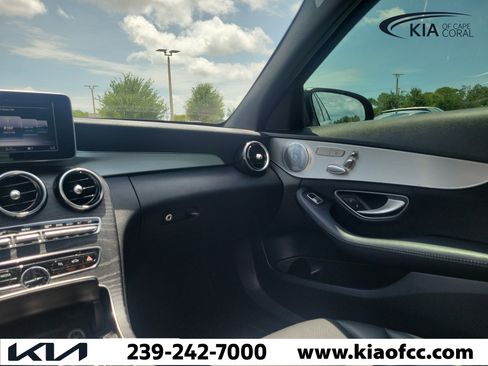 Used 2018 Mercedes-Benz C 300 4MATIC Sedan image 17