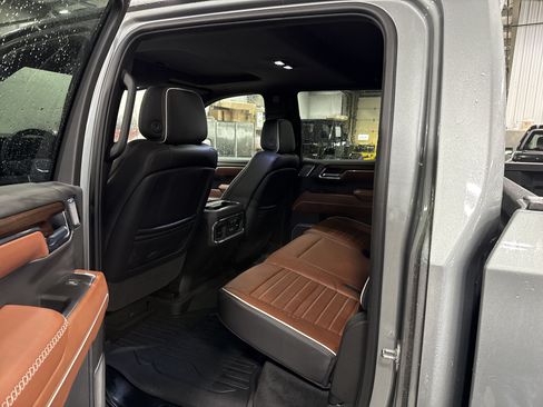 Used 2026 GMC Sierra 1500 Denali Ultimate AWD/4WD image 8