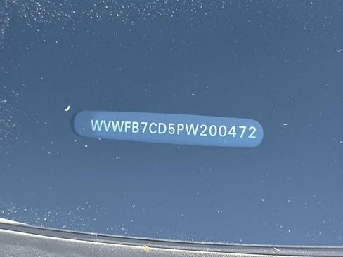 Used 2023 Volkswagen Golf R image 28