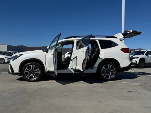 Used 2023 Subaru Ascent Limited w/ Technology Package AWD/4WD image 27