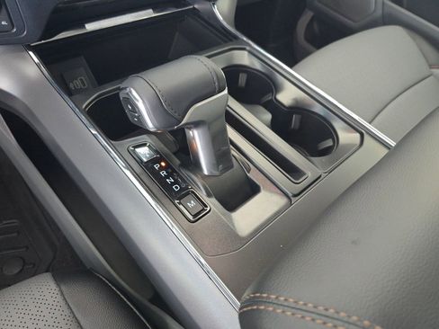 New 2025 Ford F150 Lariat w/ Equipment Group 501A Mid image 16