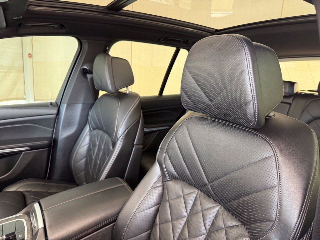 Used 2024 BMW X5 xDrive40i w/ Premium Package AWD/4WD image 30