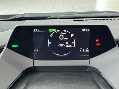 New 2026 Toyota Prius Plug-In Hybrid FWD image 30