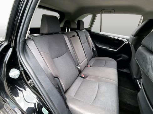 Used 2023 Toyota RAV4 LE AWD/4WD image 20