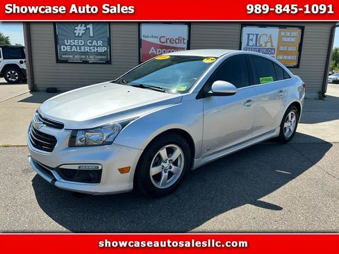 Used 2016 Chevrolet Cruze LT FWD image 1