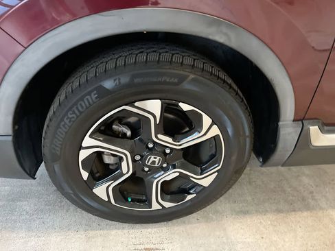 Used 2018 Honda CR-V Touring image 10