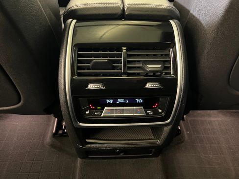 Used 2019 BMW X5 xDrive40i w/ Convenience Package image 34