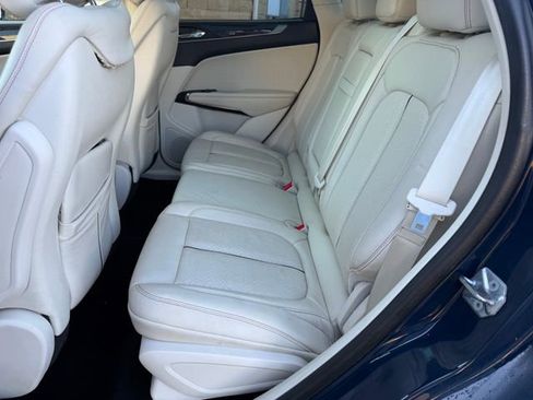 Used 2018 Lincoln MKC Black Label w/ Lincoln MKC Climate Package image 7