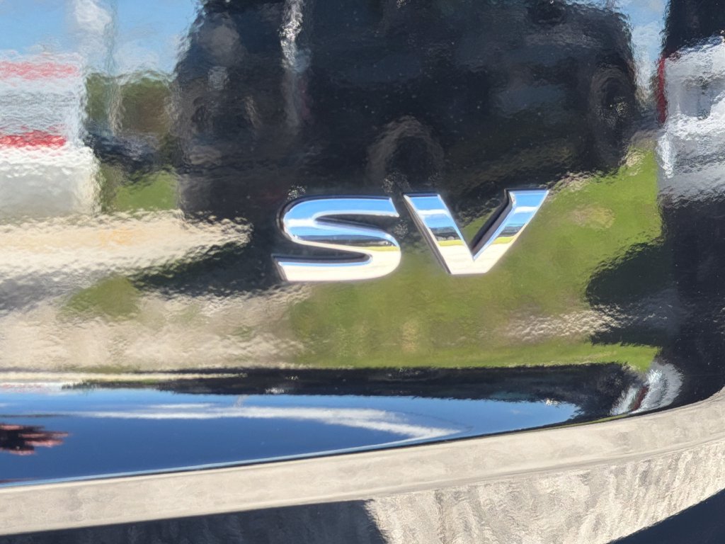 Used 2023 Nissan Rogue SV w/ SV Premium B Package FWD image 11